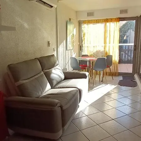 Les Oliviers , En Rez De Chaussee Avec Terrasse Saint-Cyprien (Pyrenees-Orientales)